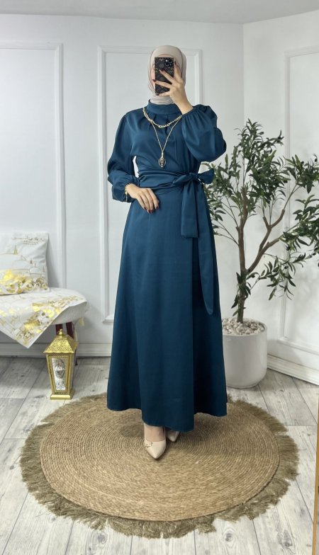 تركواز غامق